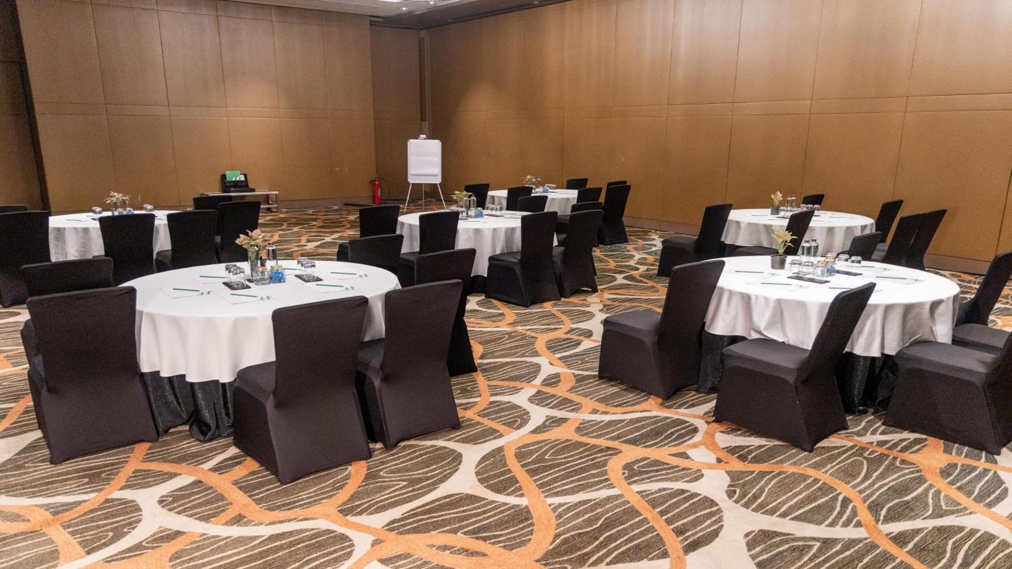 Holiday Inn New Delhi Aerocity By Ihg Ngoại thất bức ảnh Meeting room