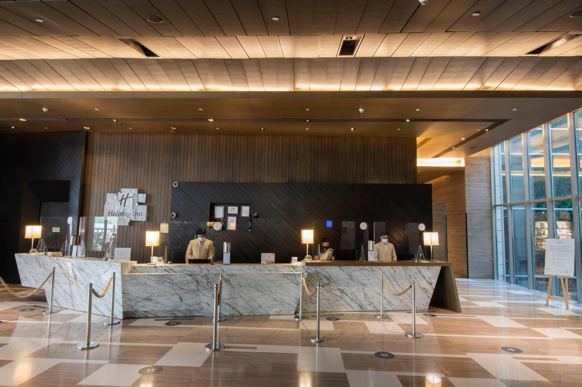 Holiday Inn New Delhi Aerocity By Ihg Ngoại thất bức ảnh The lobby of the hotel